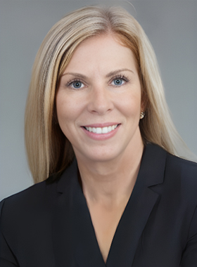 Karin Tollefson headshot